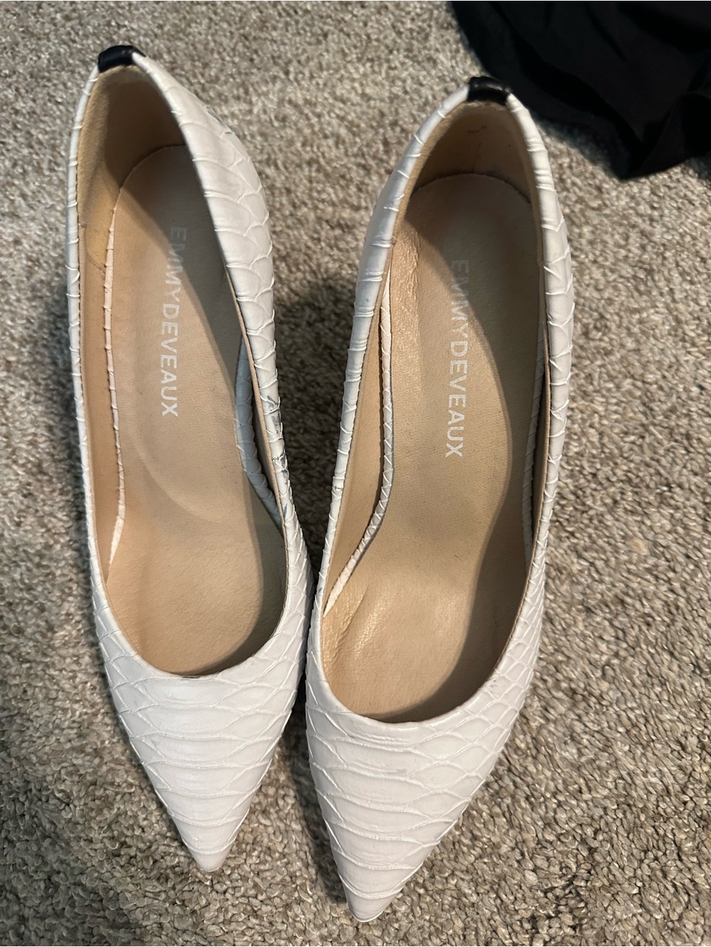 Emmy Deveaux heels